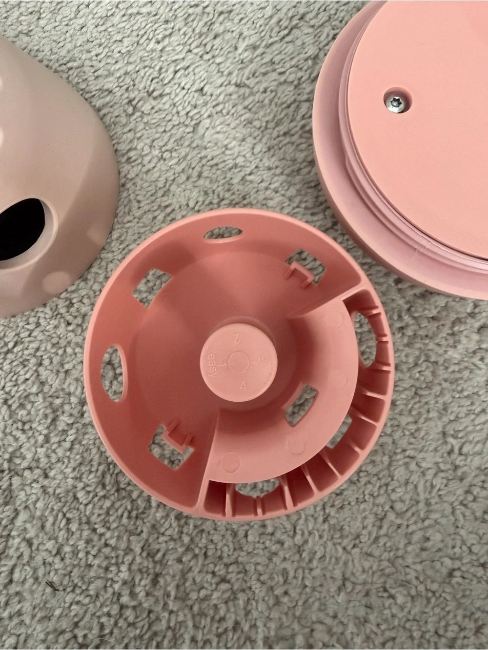 Fable Pets Dog Feeder “The Game” Blush